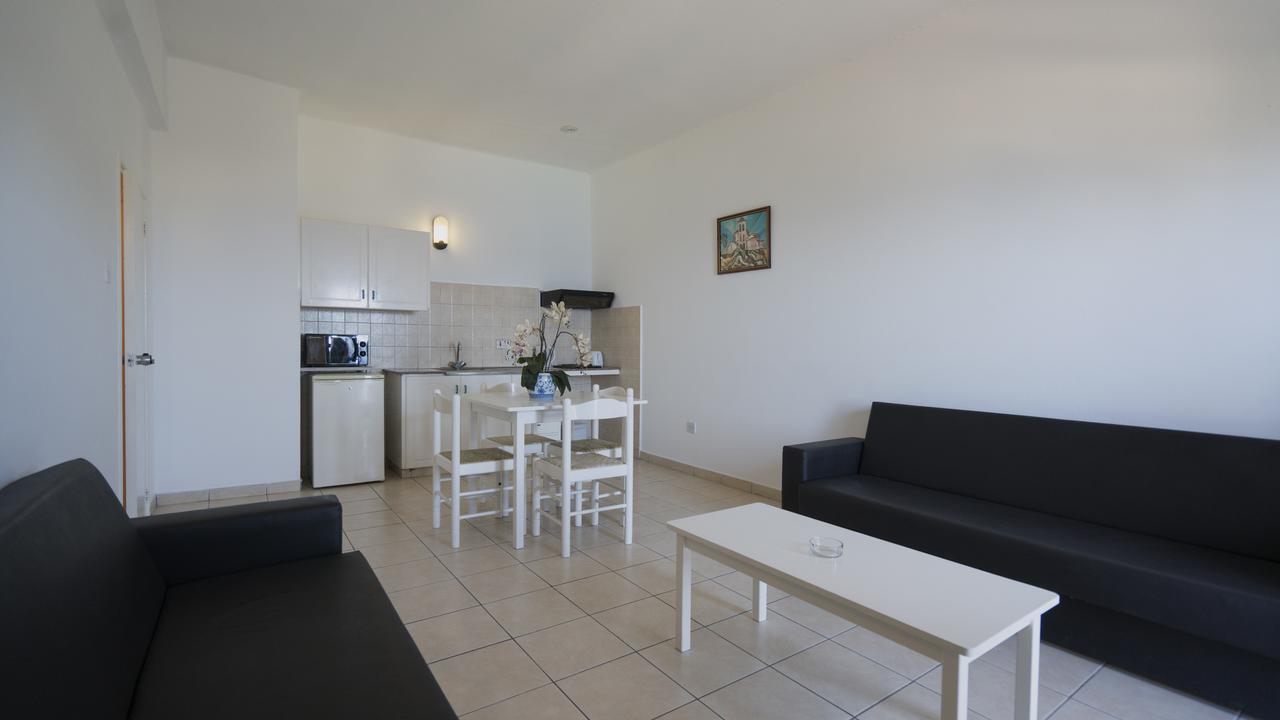Konnos Bay Hotel Apartments Протарас Екстер'єр фото